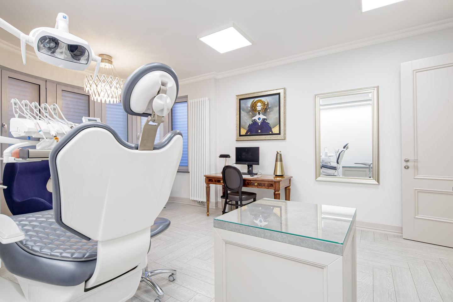 Recepcja w klinice stomatologii estetycznej Aesthetic Dent w Szczecinie.